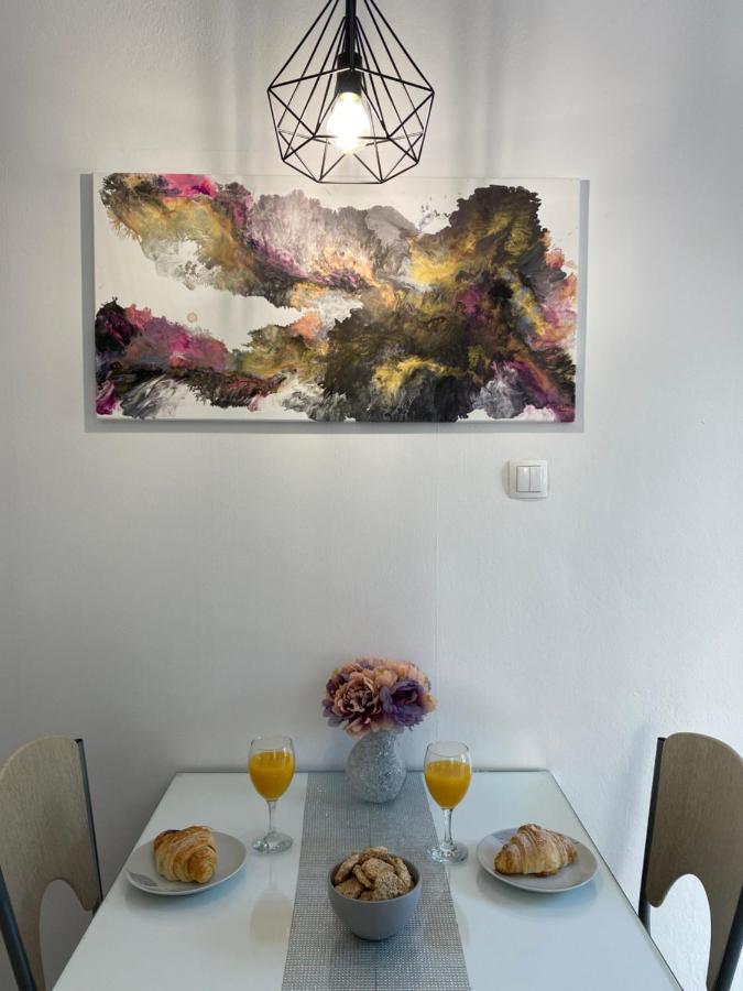 Apartment Sara Trogir Bagian luar foto